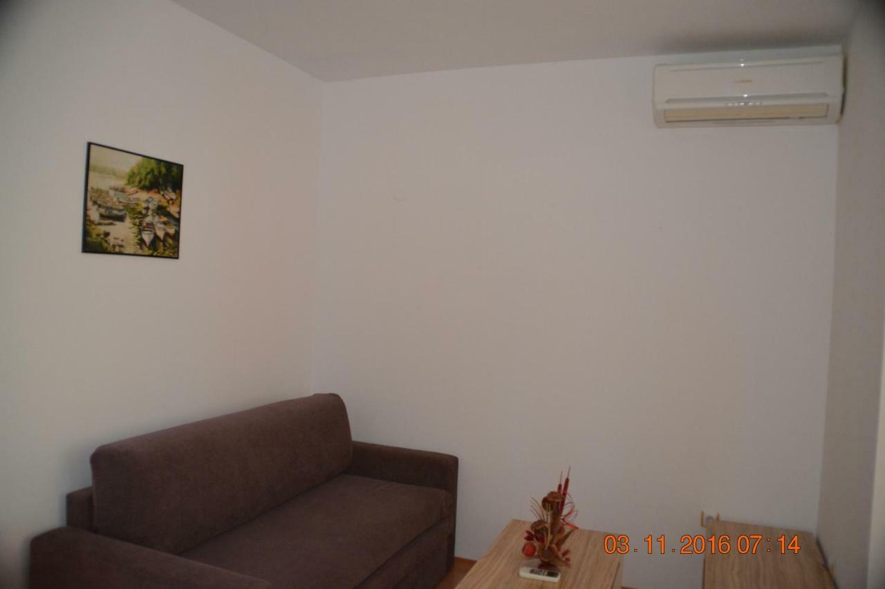 Guest Apartments Salena サニービーチ エクステリア 写真