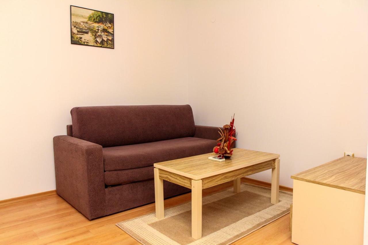 Guest Apartments Salena サニービーチ エクステリア 写真