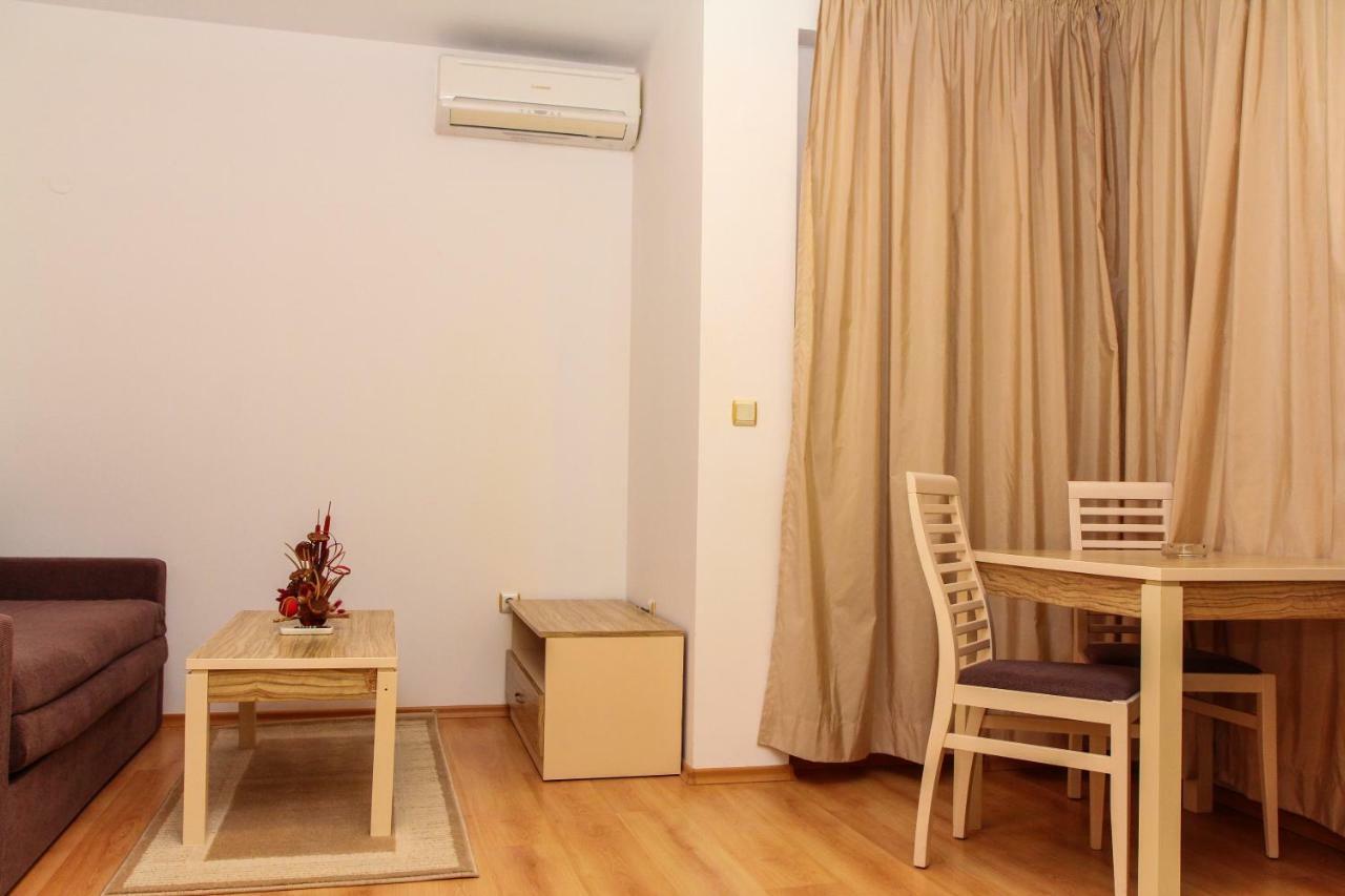 Guest Apartments Salena サニービーチ エクステリア 写真