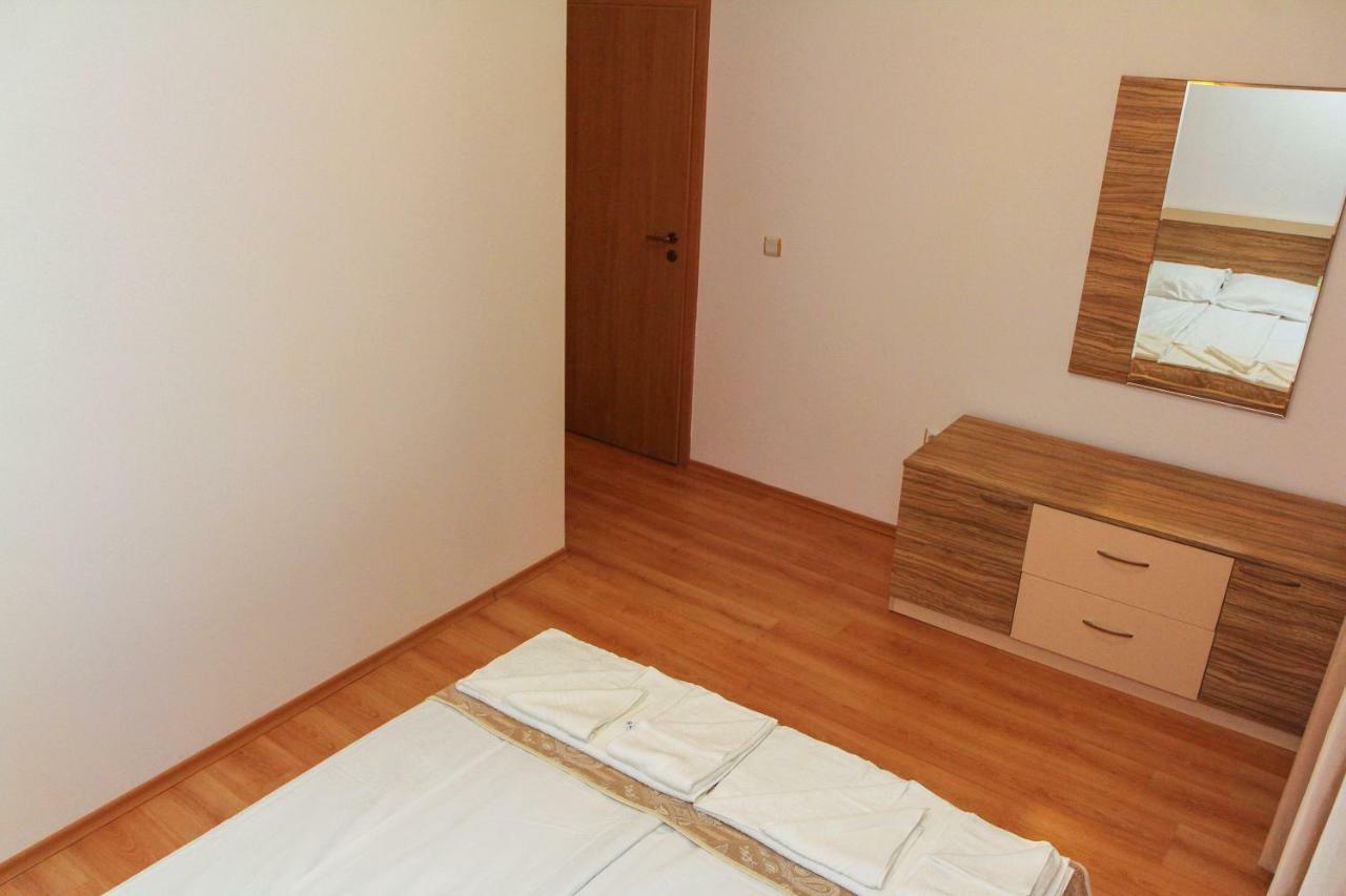 Guest Apartments Salena サニービーチ エクステリア 写真