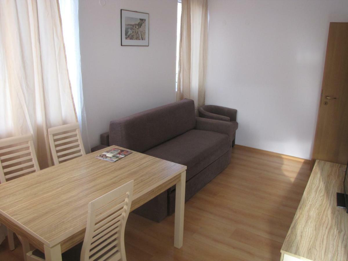 Guest Apartments Salena サニービーチ エクステリア 写真