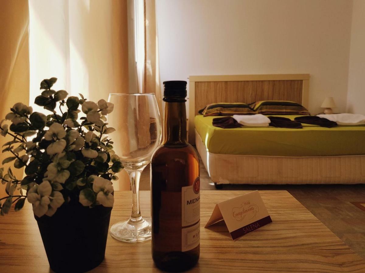 Guest Apartments Salena サニービーチ エクステリア 写真