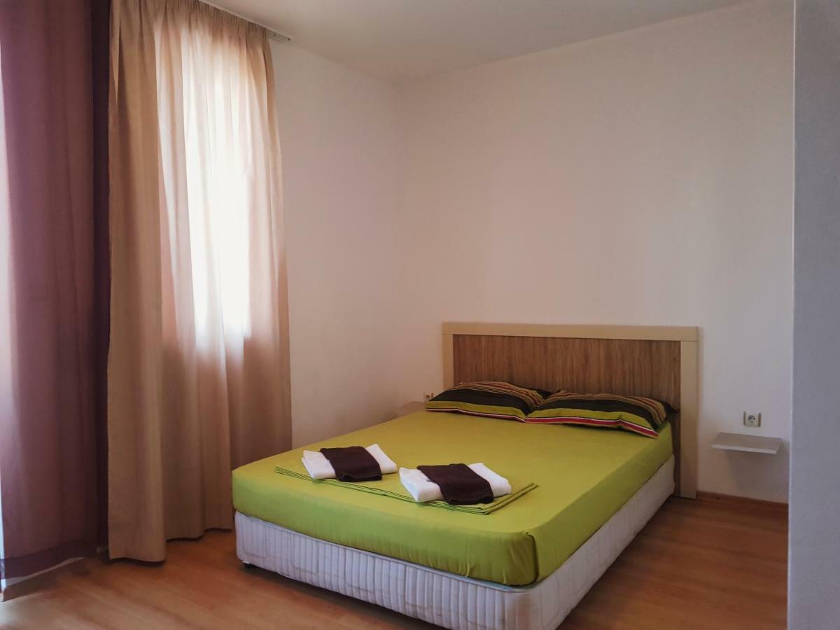Guest Apartments Salena サニービーチ エクステリア 写真
