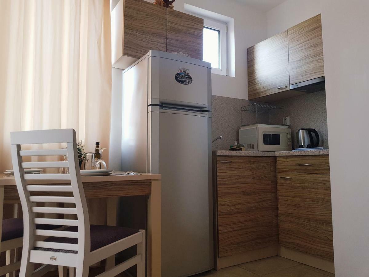 Guest Apartments Salena サニービーチ エクステリア 写真