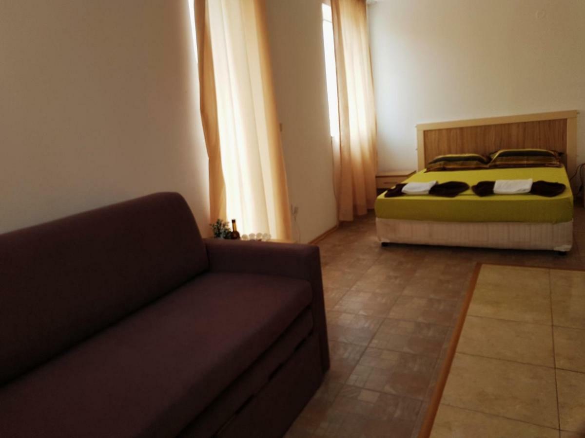 Guest Apartments Salena サニービーチ エクステリア 写真